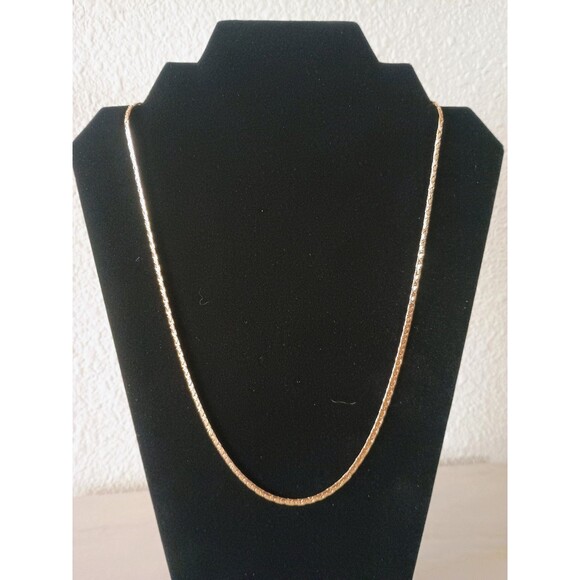 Vintage Emmons Gold-Tone Flat Curb Chain Necklace Slide Clasp - Patent 3427691 - Picture 2 of 5